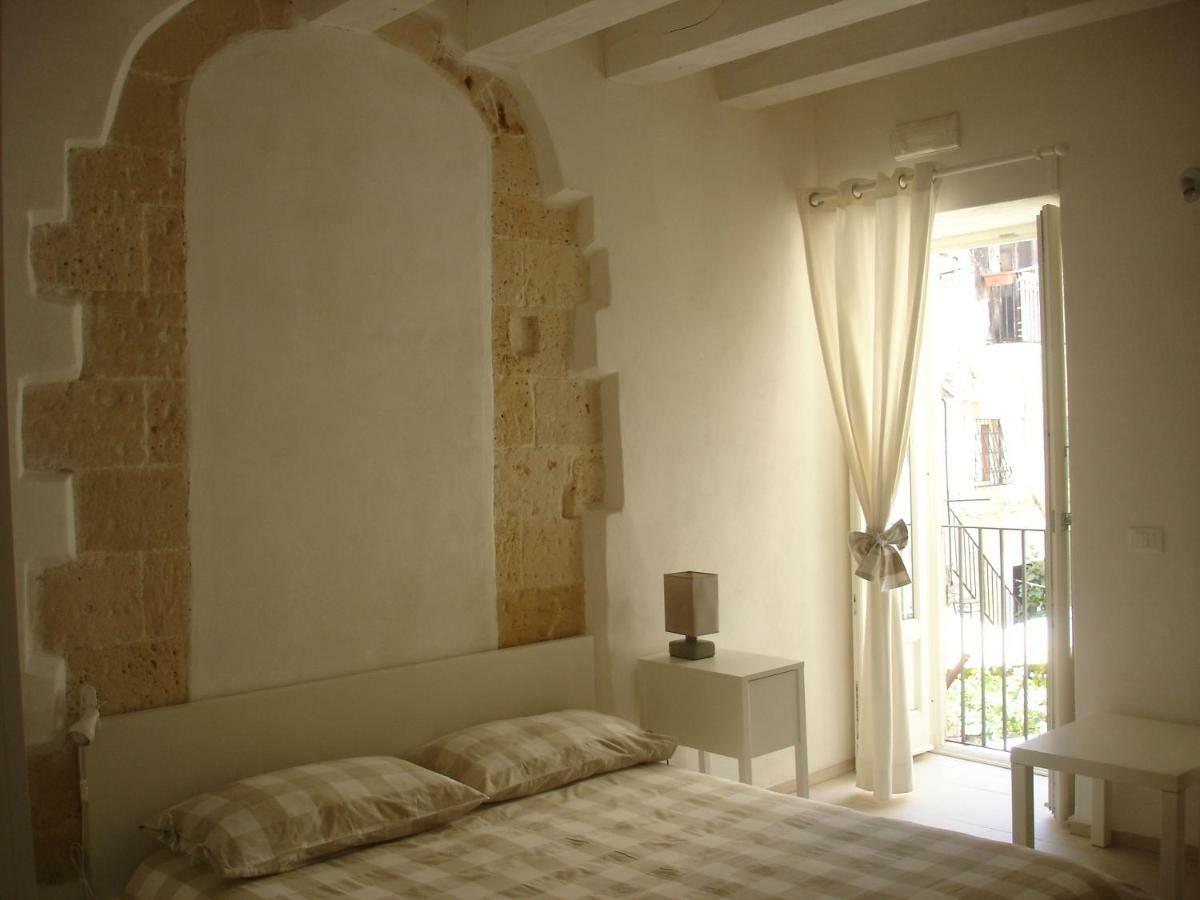 Domus 1333 Al Duomo Villa Syracuse Exterior photo